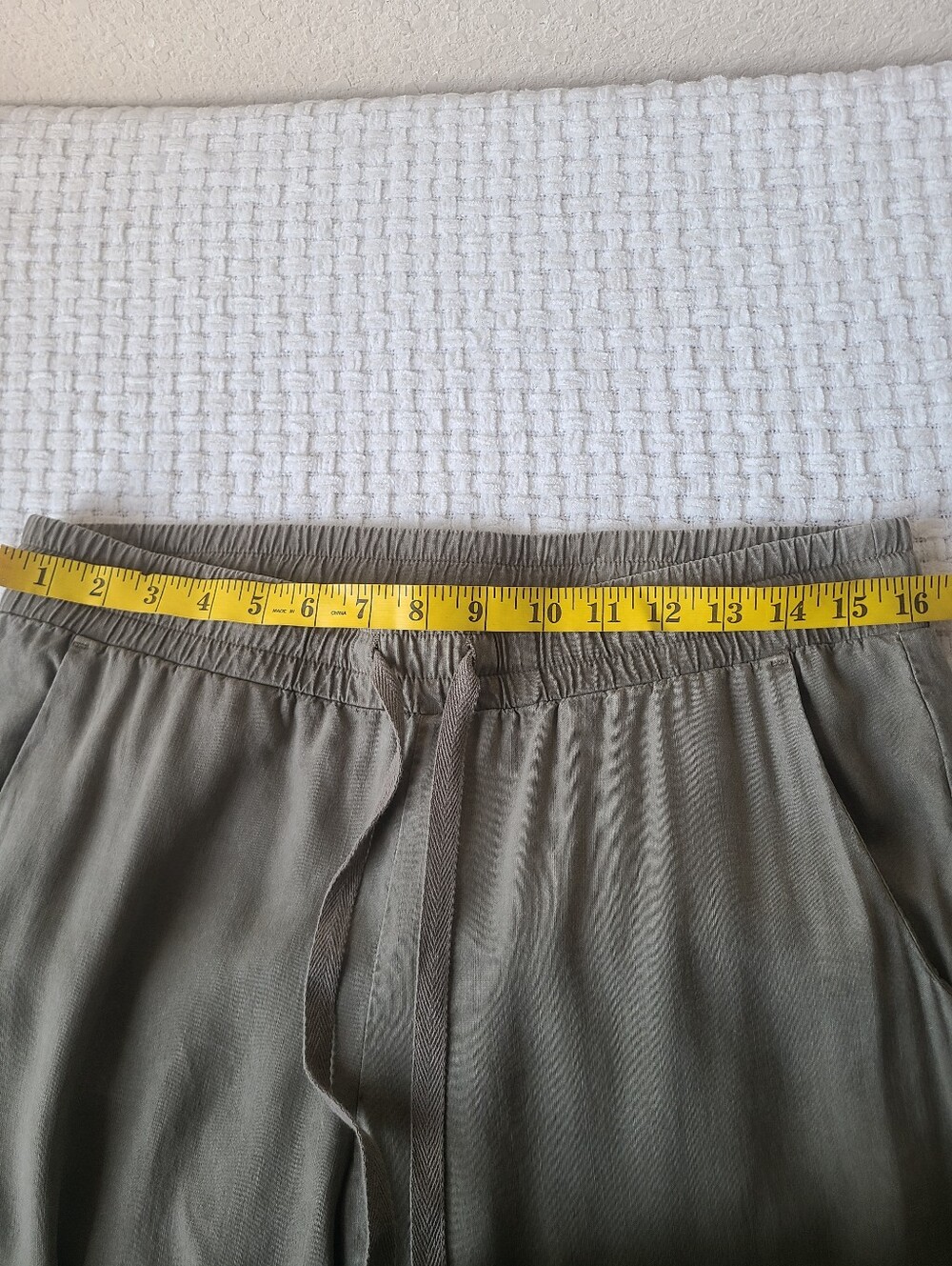Cloth & Stone Olive Drawstring Jogger Pants Women's Size M - Picture 6 of 10